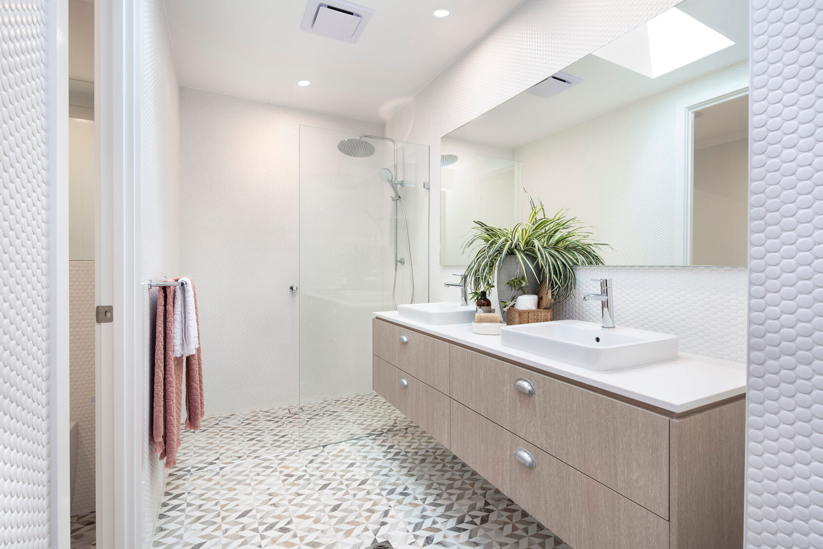 Juniper 27 Ensuite