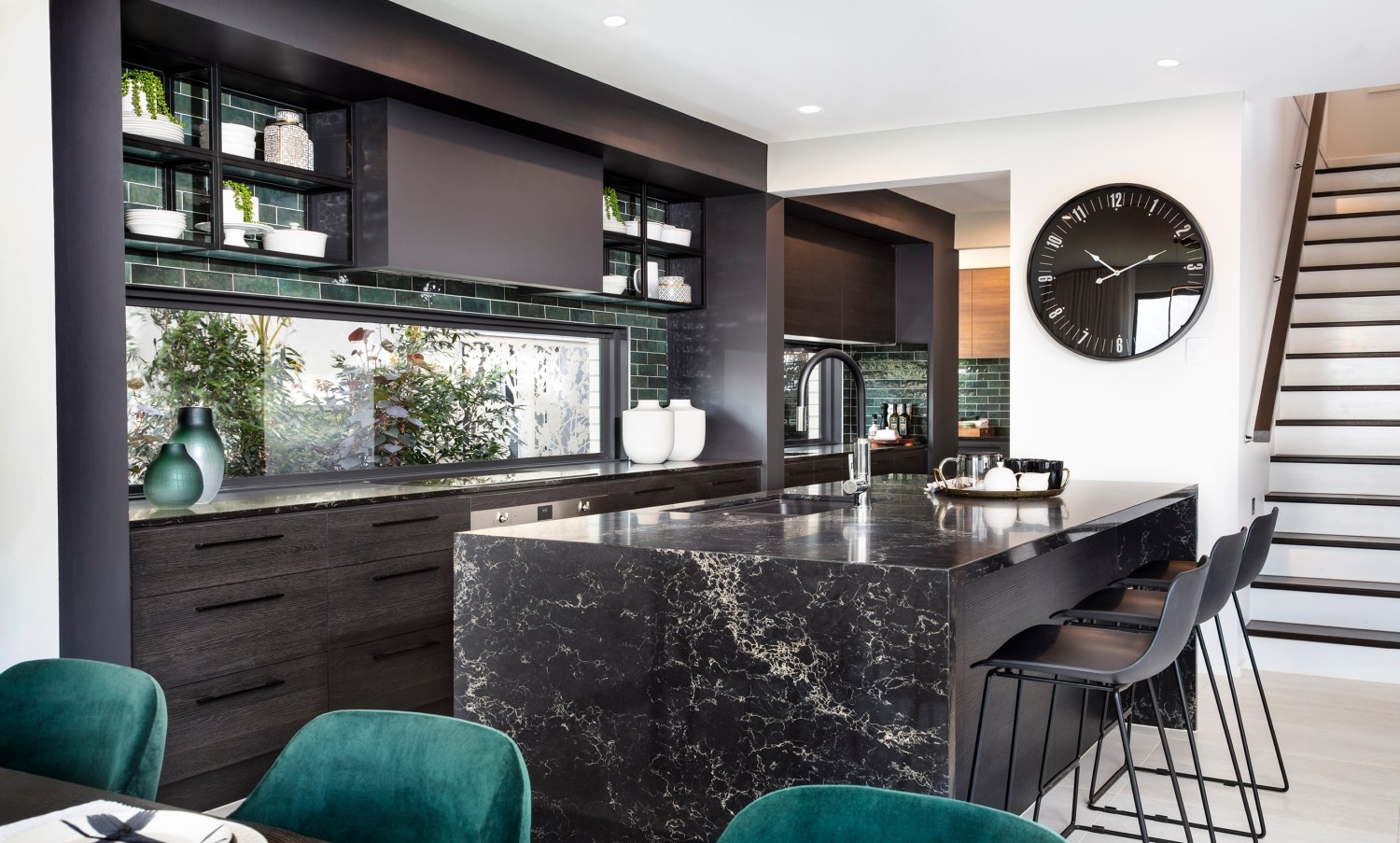 bh-luxury-home-designs-aria-kitchen