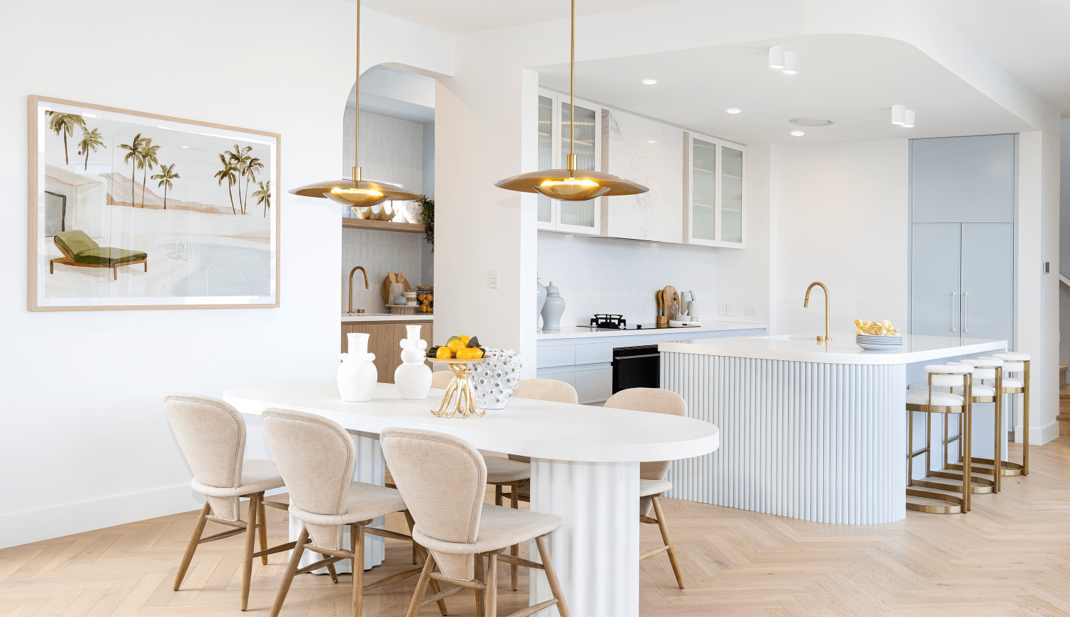 skyridge_black_kitchen.png